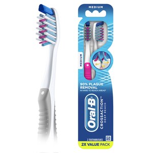 Oral-B Pro-Health Superior Clean Manual Toothbrush, Medium, 2 count