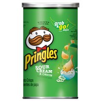 Pringles Grab & Go Potato Chips Sour Cream Onion, 2.5 OZ